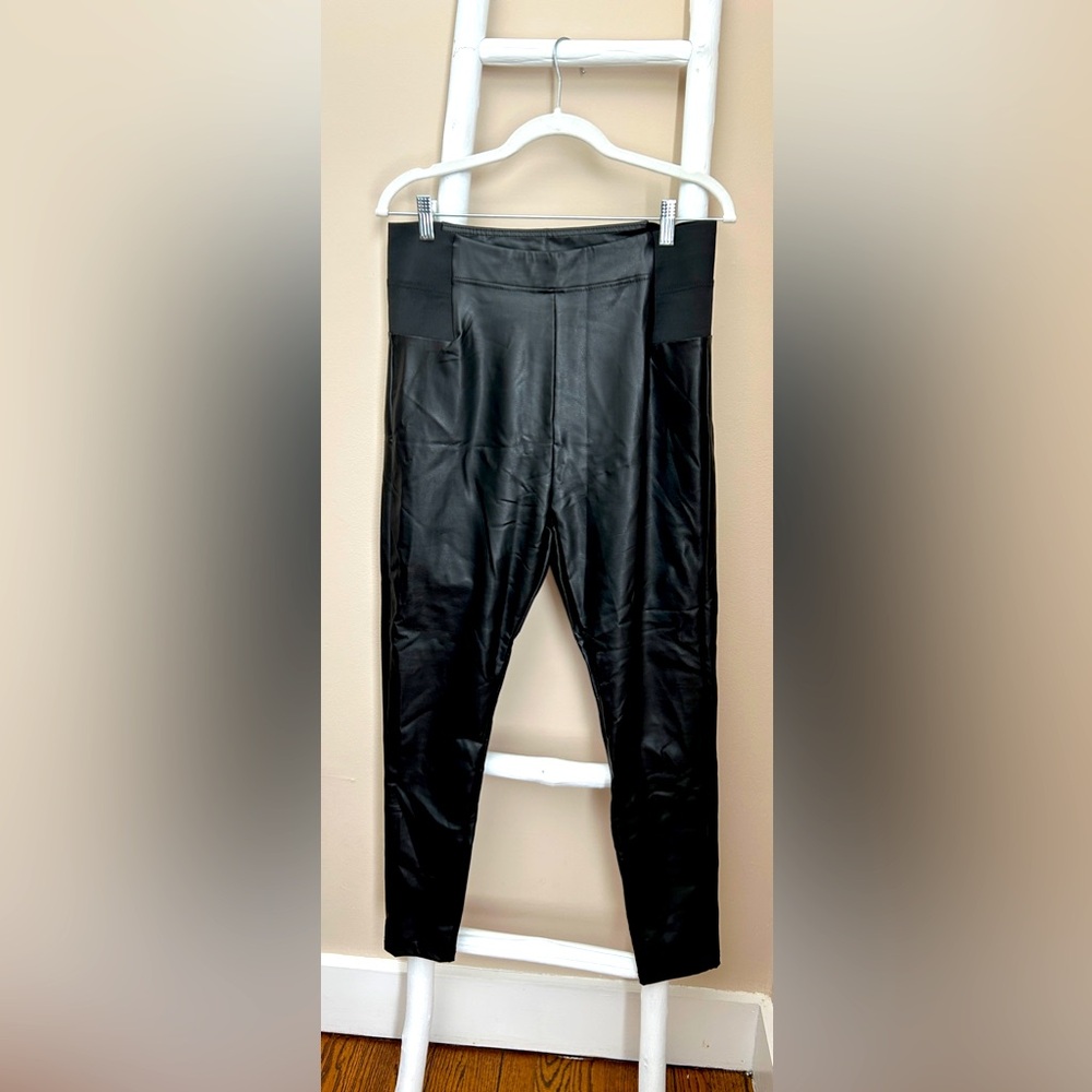 Size large, faux leather leggings, black